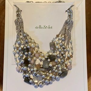 Stella & Dot silver pearl statement necklace